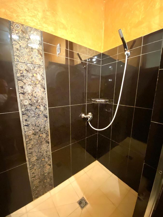 Апартаменти На Вул. Лесі Українки 19/4 Львів Екстер'єр фото
